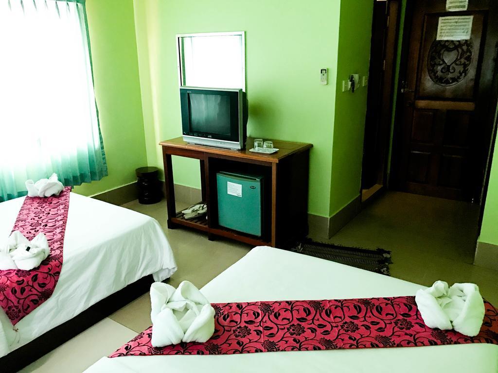 Ta Som Guesthouse & Tour Services Siem Reap Esterno foto