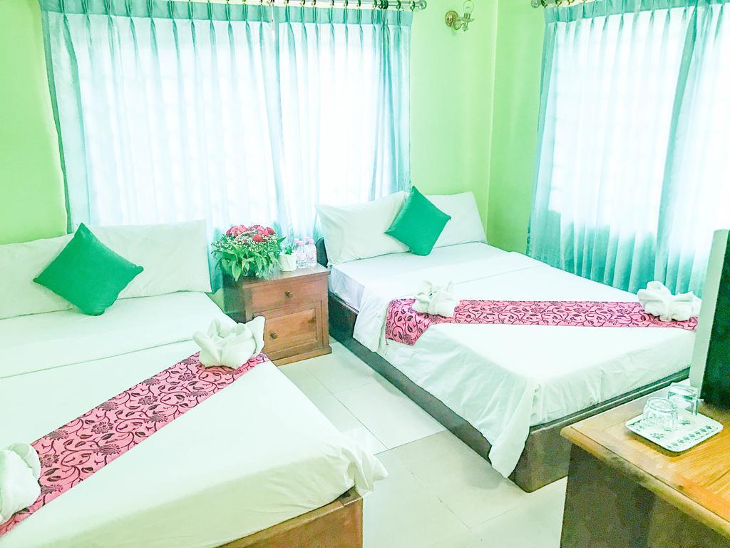 Ta Som Guesthouse & Tour Services Siem Reap Esterno foto
