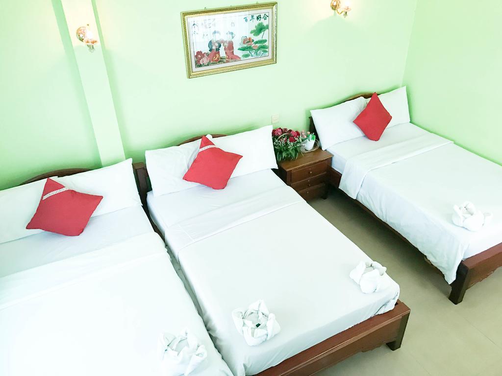 Ta Som Guesthouse & Tour Services Siem Reap Esterno foto