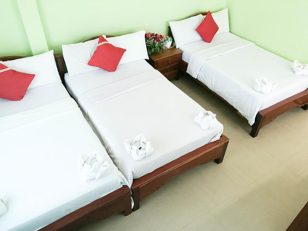 Ta Som Guesthouse & Tour Services Siem Reap Esterno foto