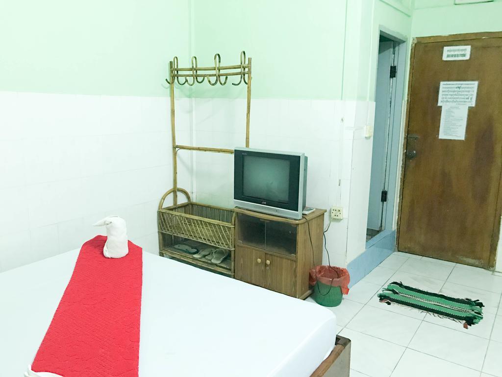 Ta Som Guesthouse & Tour Services Siem Reap Esterno foto