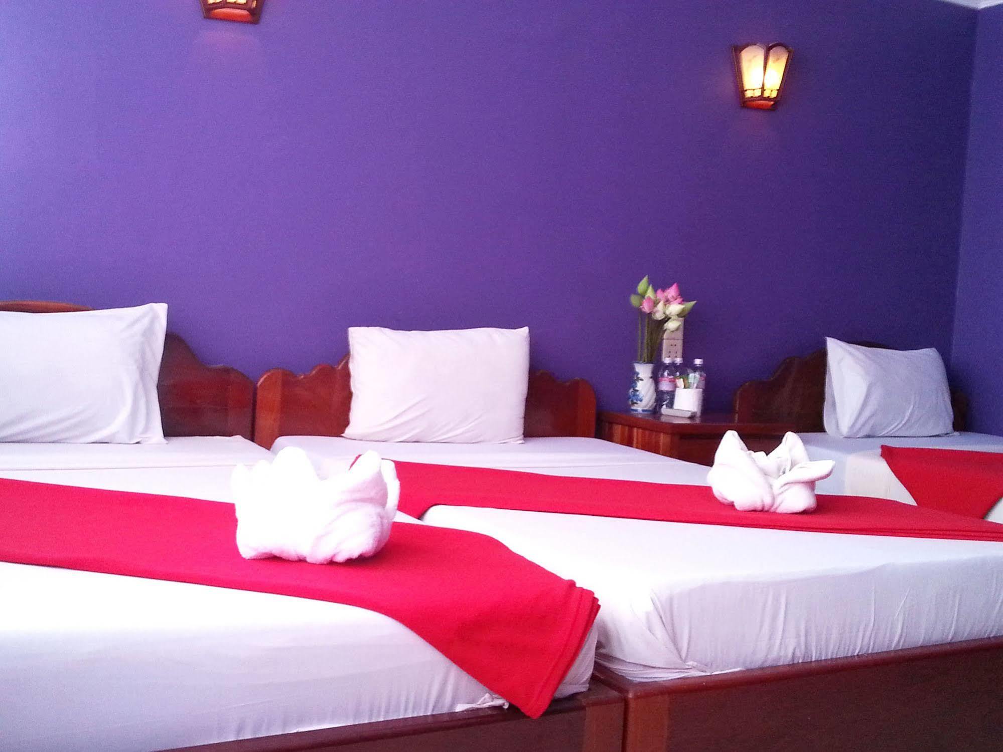 Ta Som Guesthouse & Tour Services Siem Reap Esterno foto